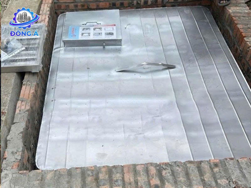 Bồn Nước Ngầm Inox Đông Á 2000L